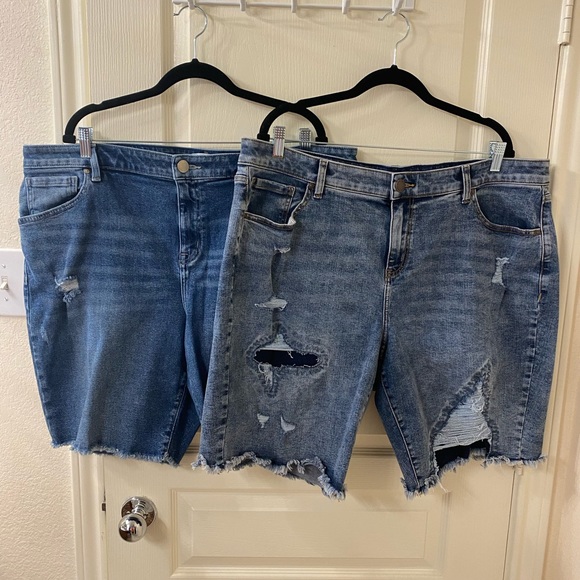 Lane Bryant Size 18 Distressed Denim Shorts - Picture 2 of 5